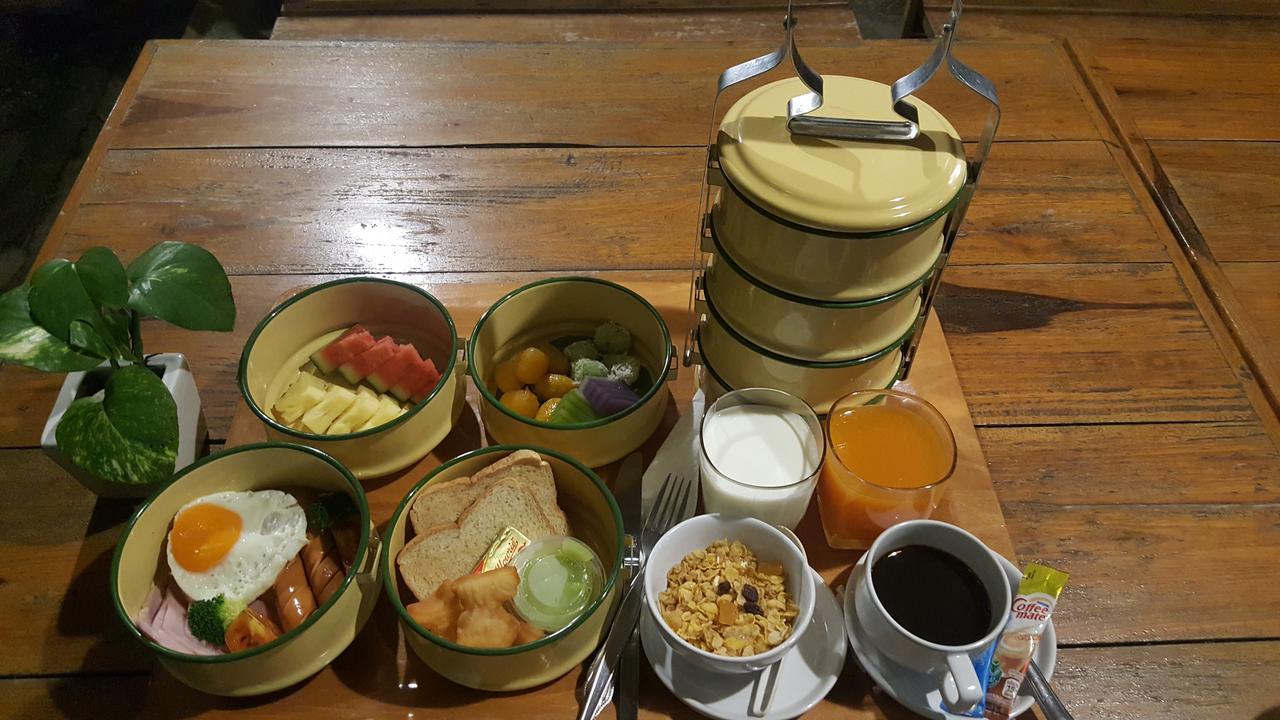 Hug Rimtharn Hotel Ban Khao Klom Luaran gambar
