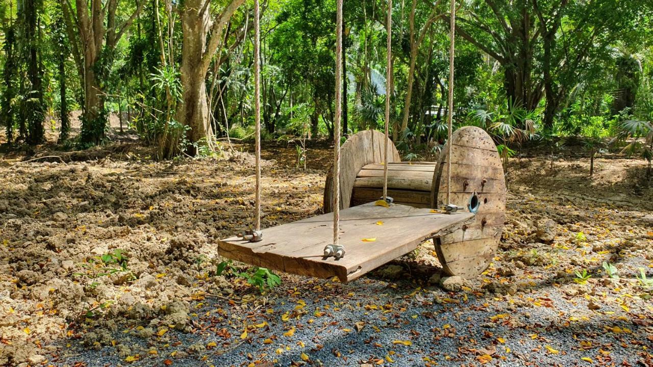 Hug Rimtharn Hotel Ban Khao Klom Luaran gambar