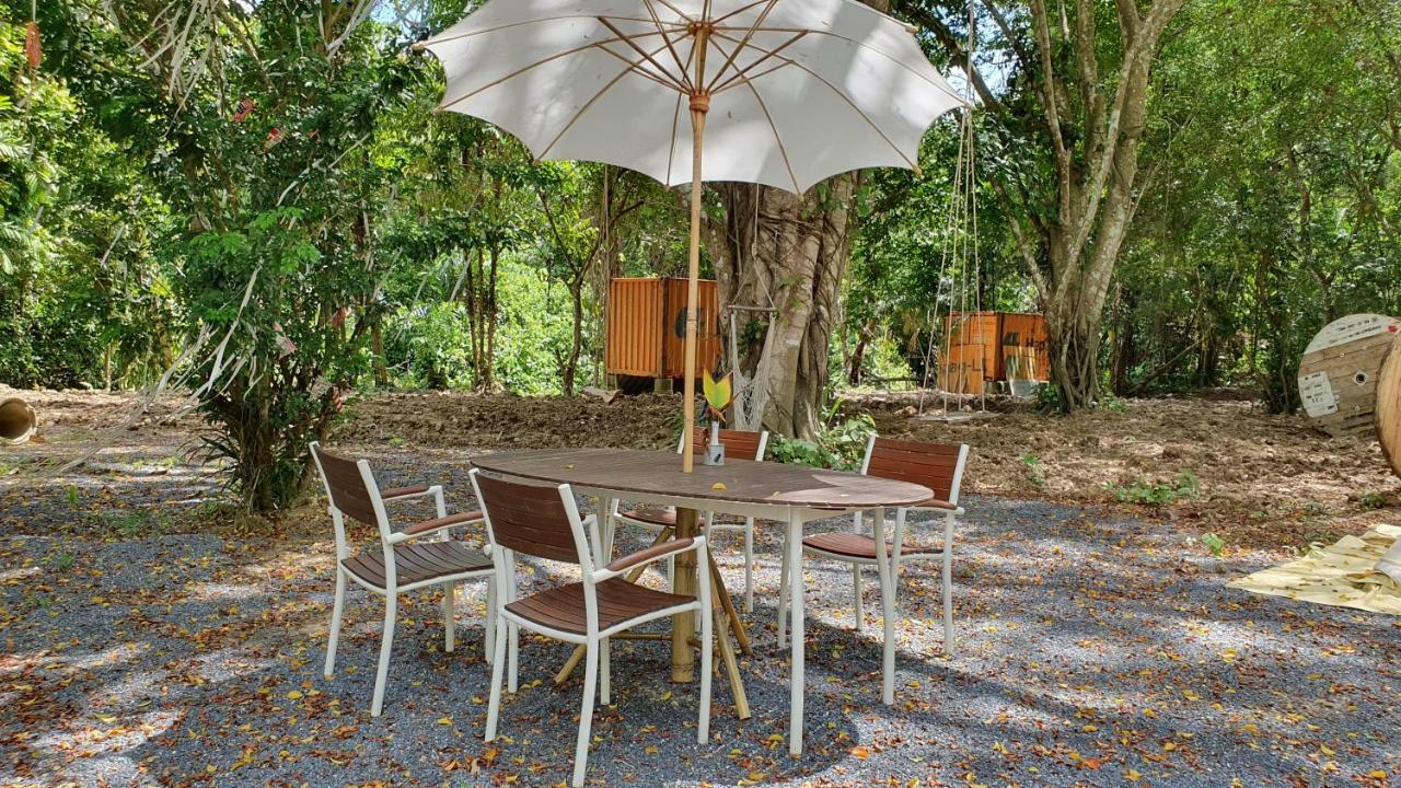 Hug Rimtharn Hotel Ban Khao Klom Luaran gambar